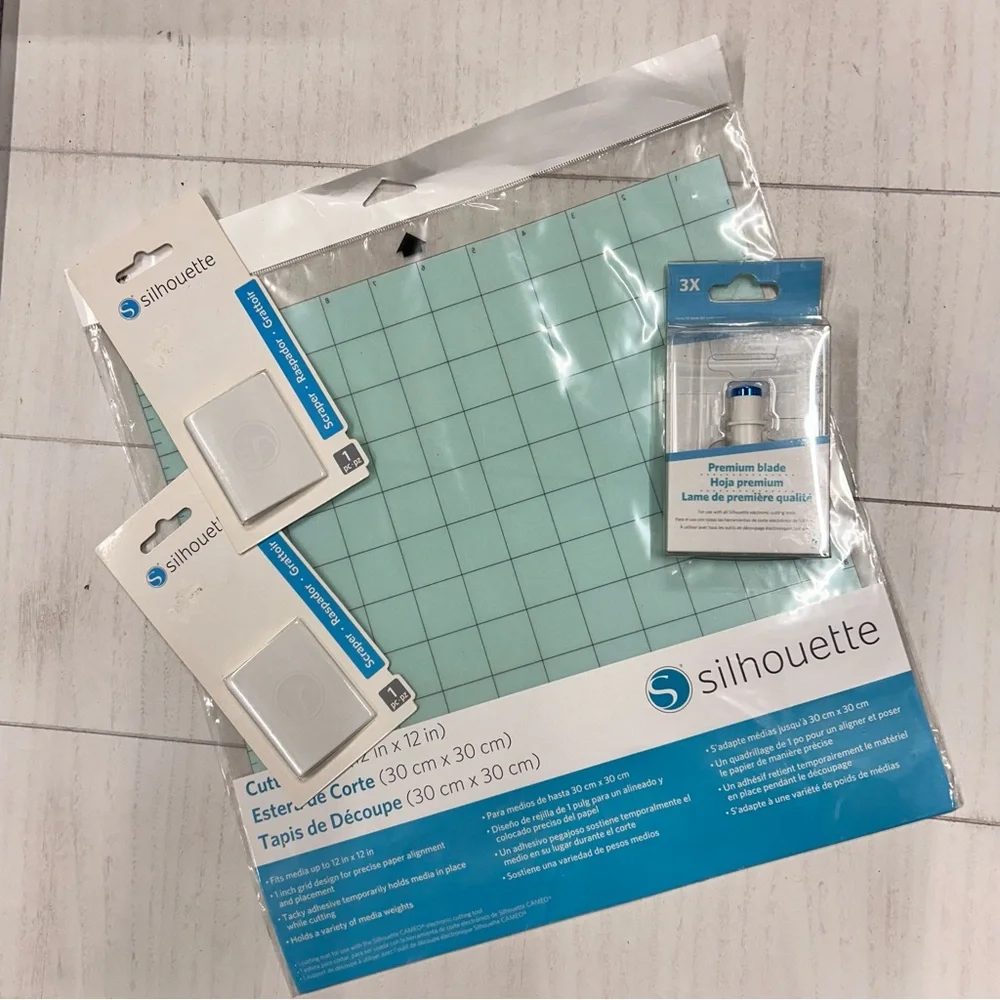 Silhouette Cameo Accessories, cutting‎ mat, blade, scrapers new NWT